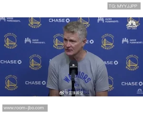 库里谈科尔对裁判的反应称若不发火我会亲自出面维护球队士气